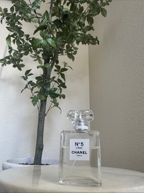 CHANEL No.5 L'EAU Clear Glass Perfume Bottle